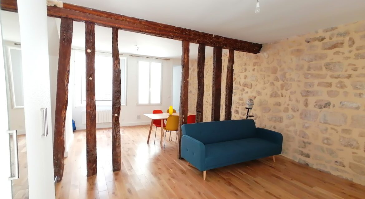 LE MARAIS 1-BDR Fully Renovated – 17th Building
